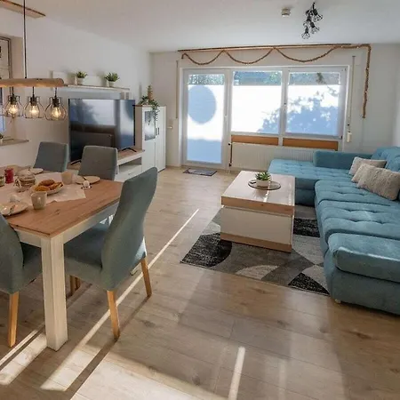 Frieda Comfortable Holiday Ferienhaus